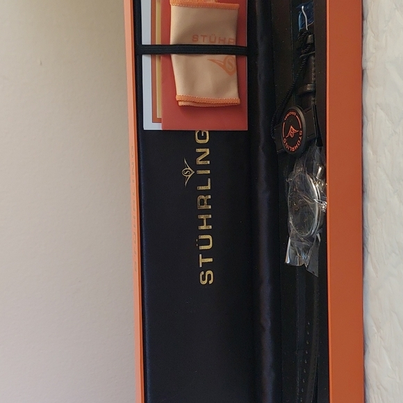 Men's Stuhrling Original. - Picture 1 of 4